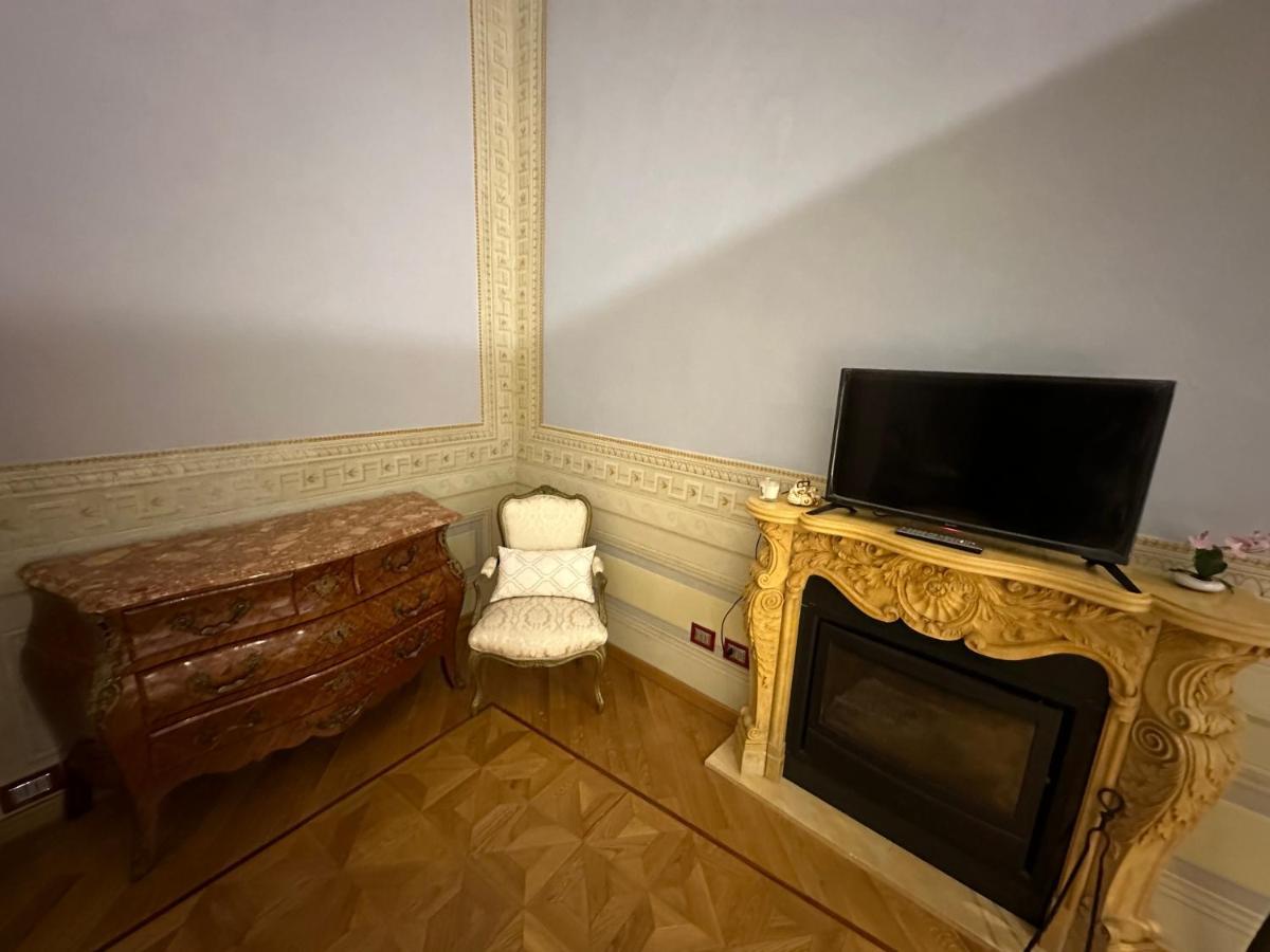 In Centro Lovely Home Λούκα Εξωτερικό φωτογραφία